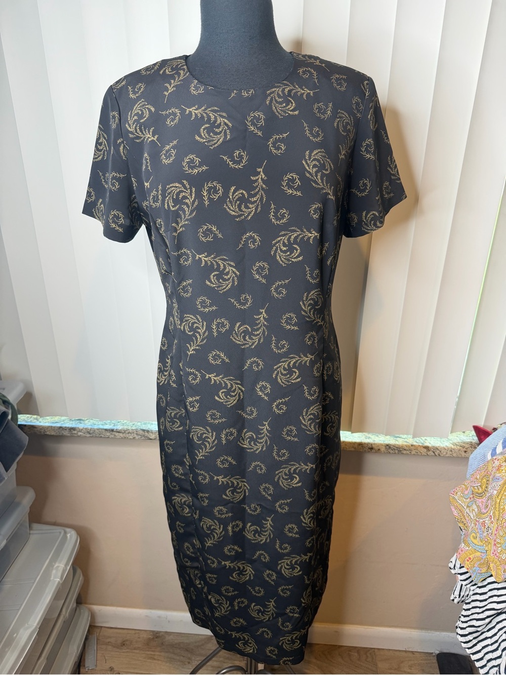 Vintage Norton McNaughton Black Midi Dress Gold Swirl Print Size 10